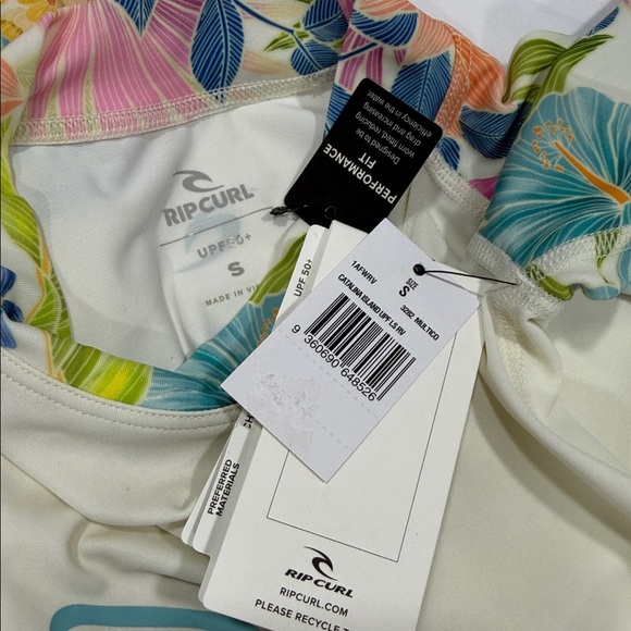 RIPCURL CATALINA ISLAND UPF LS RASHGUARD, SMALL - Picture 7 of 8